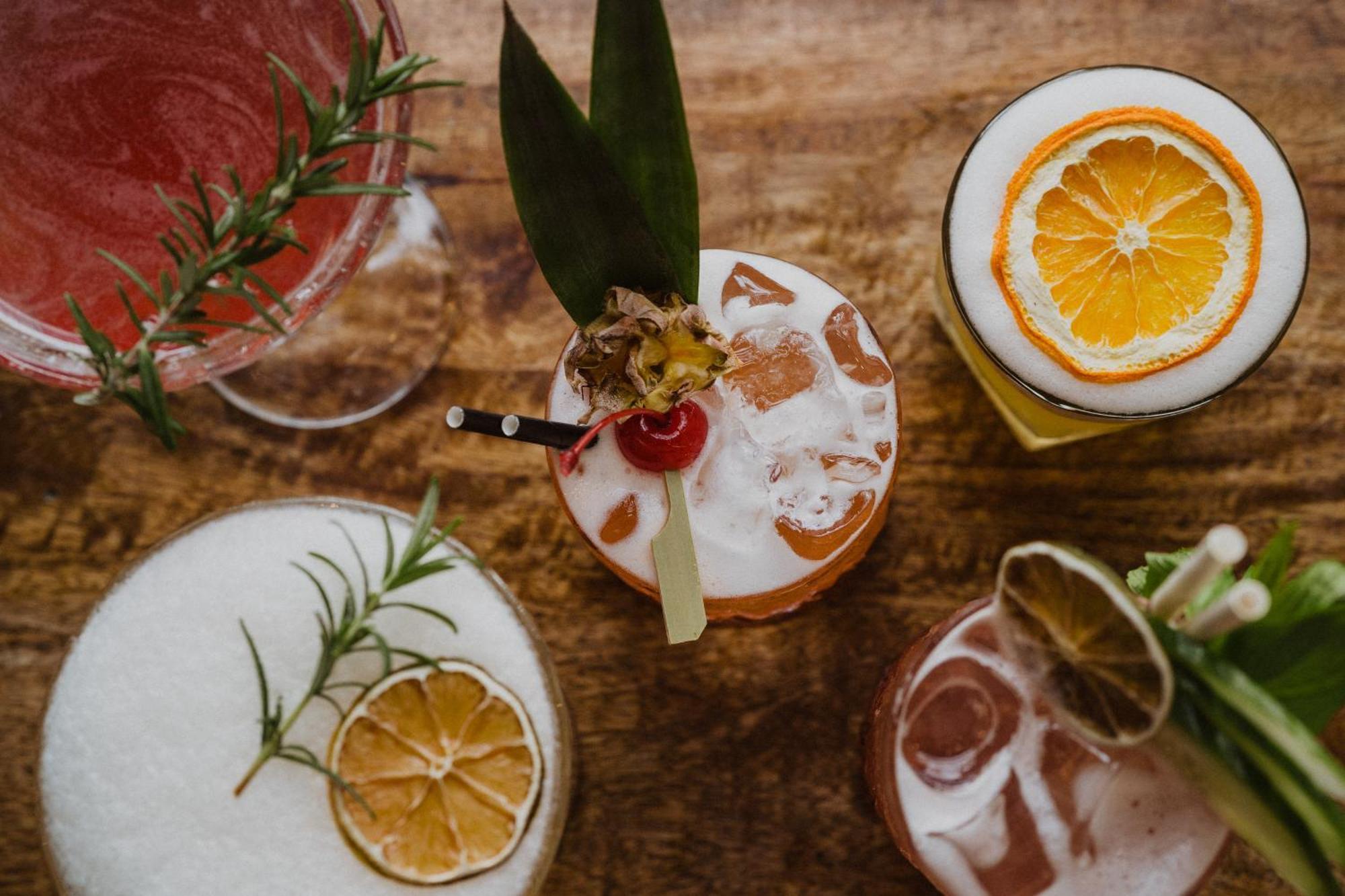 Six Degrees Boutique Hotel Олбани Экстерьер фото